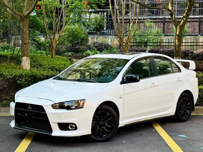 Mitsubishi Lancer EX