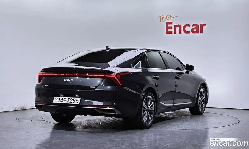 Kia K8