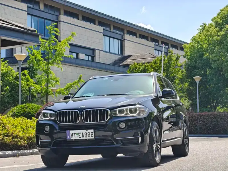 BMW X5 (Import)