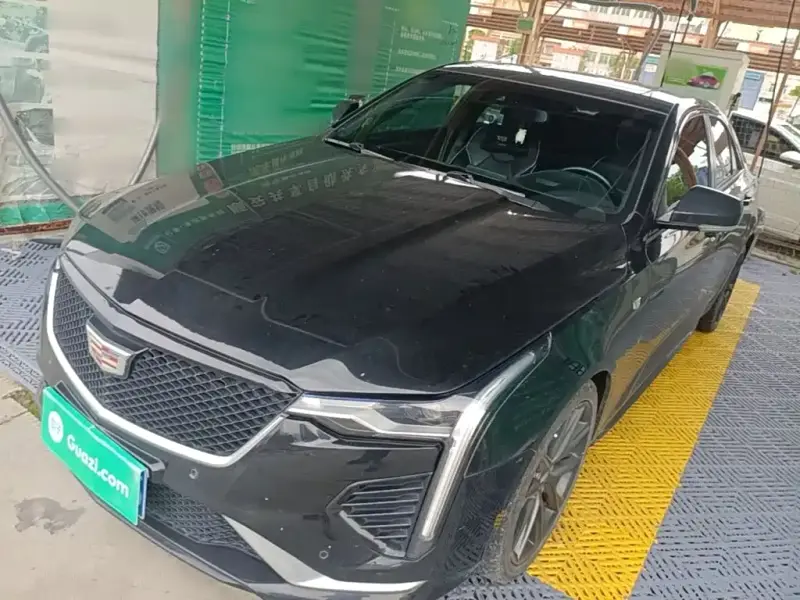 Cadillac CT4