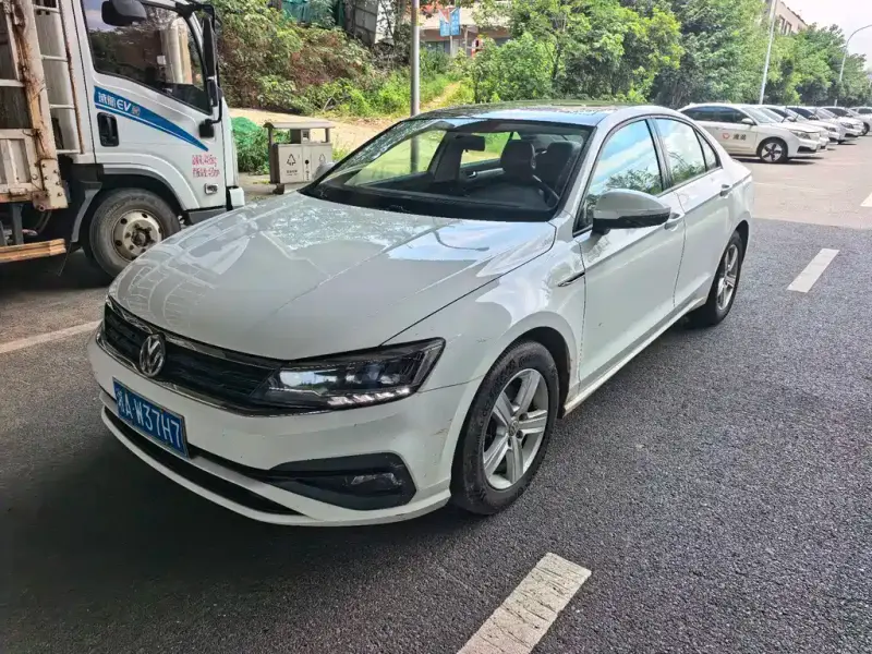 Volkswagen Lamando
