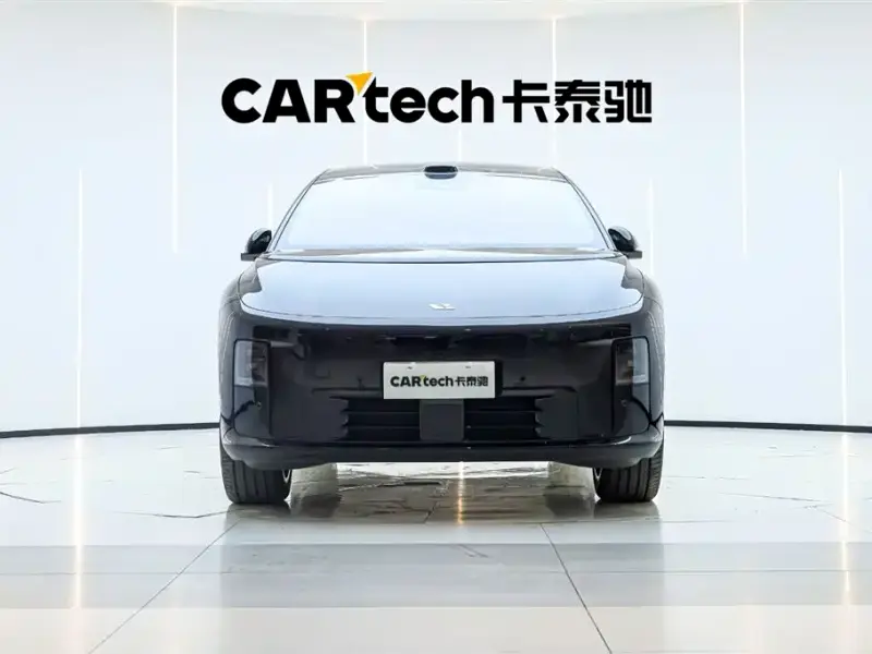 Li Auto i8