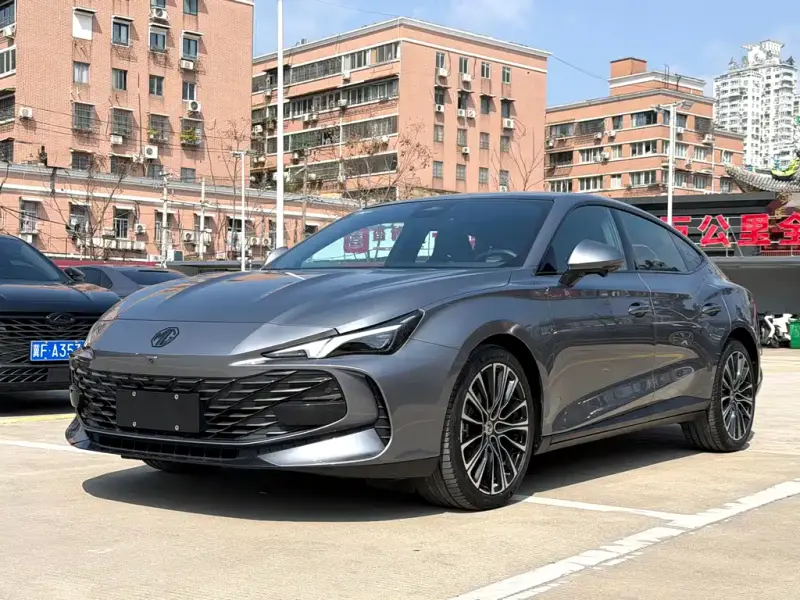 MG MG7