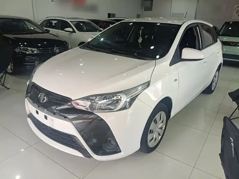 Toyota Yaris L