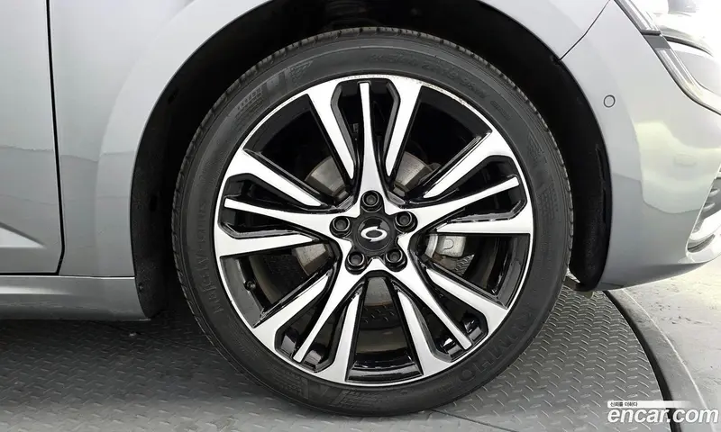 Renault-KoreaSamsung Talisman (SM6)