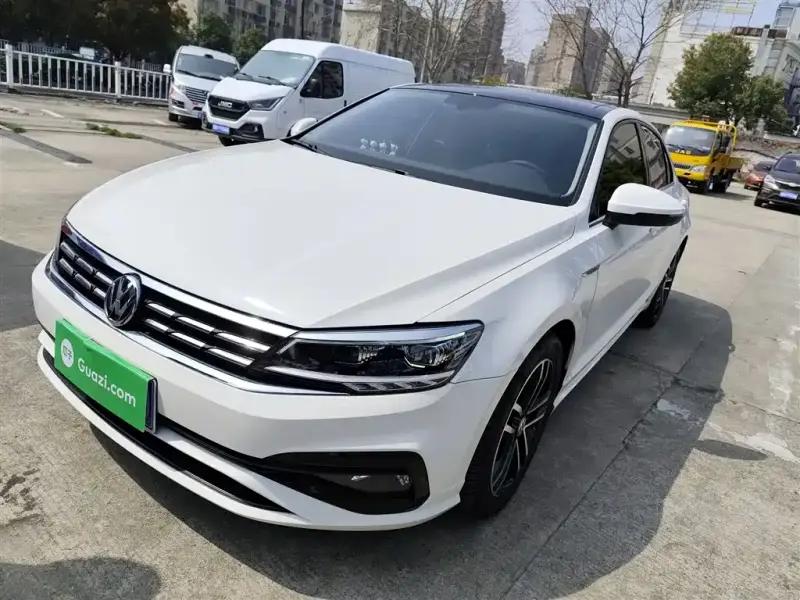 Volkswagen Lamando