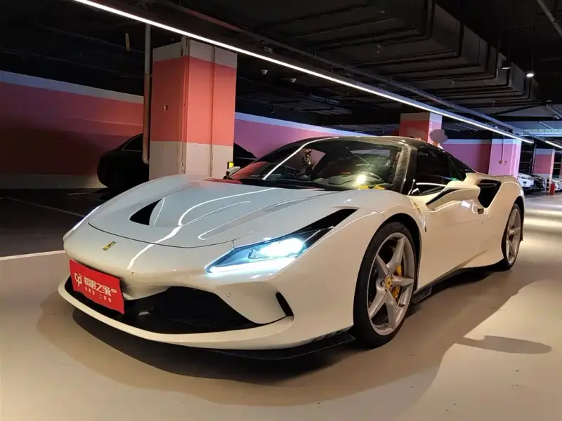 Ferrari F8