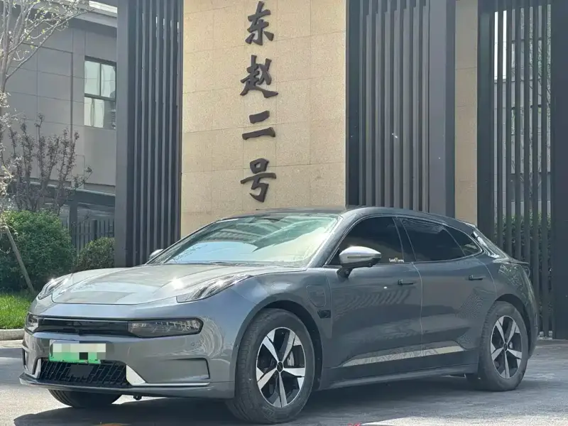 Zeekr 001
