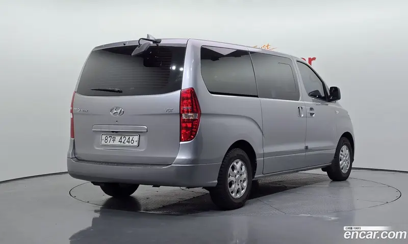 Hyundai H-1