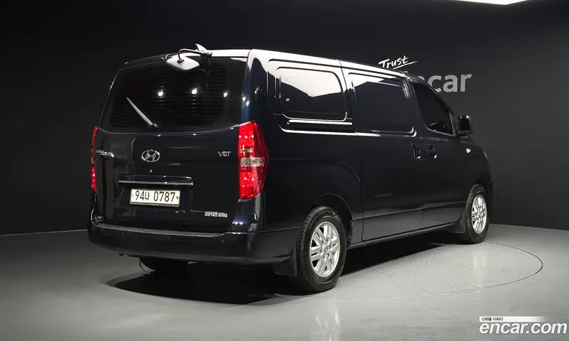 Hyundai H-1
