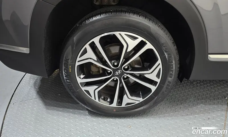 Hyundai Santa Fe (Santafe)