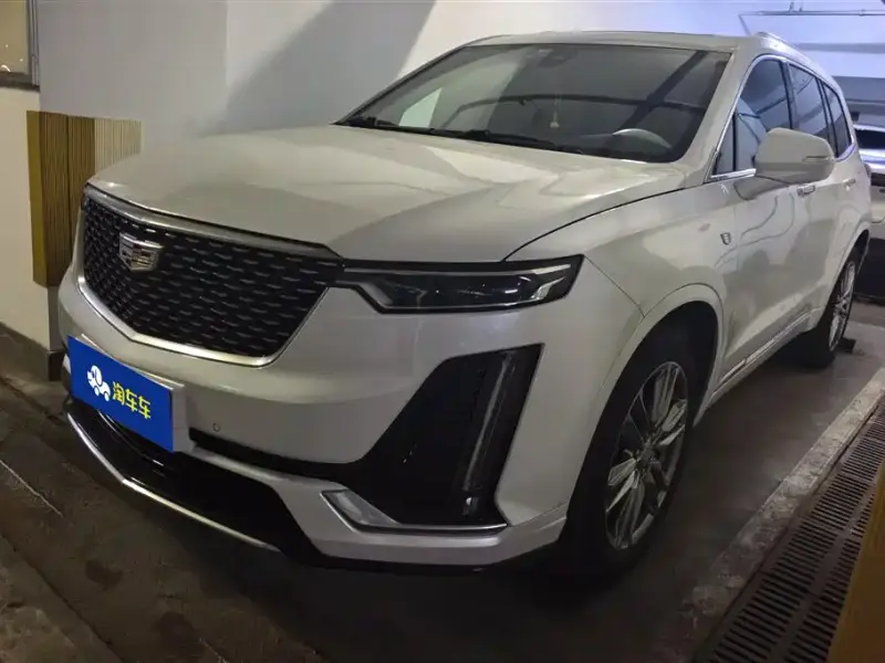 Cadillac XT6