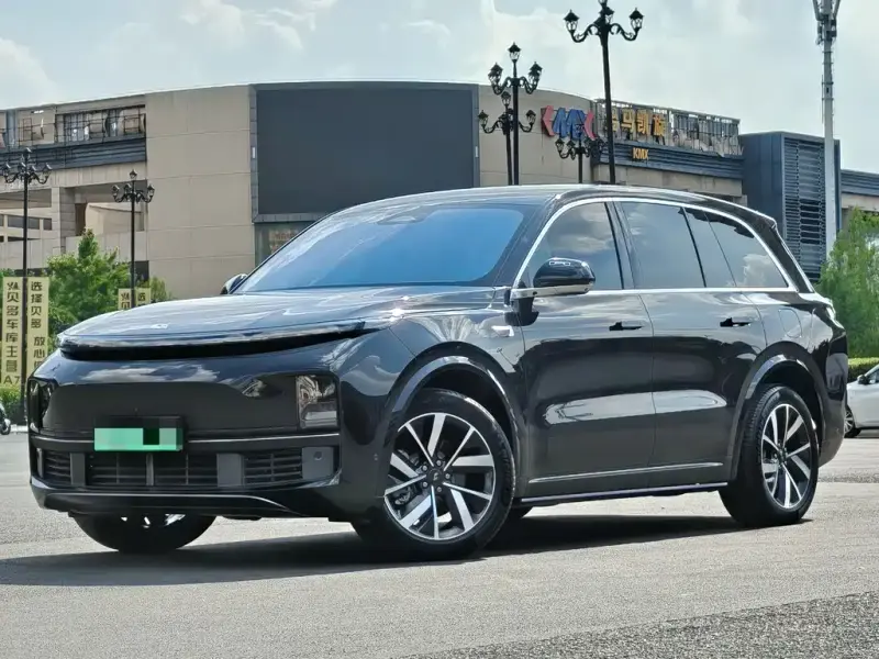 Li Auto L8