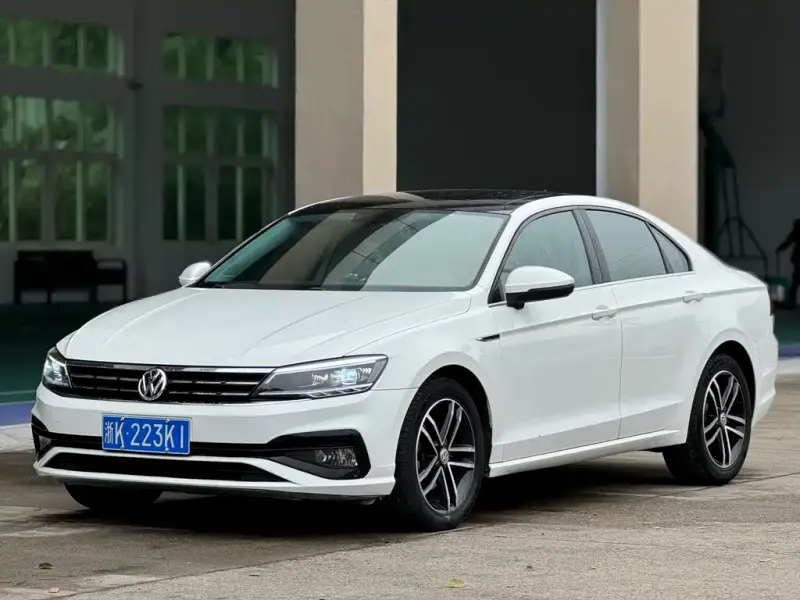 Volkswagen Lamando