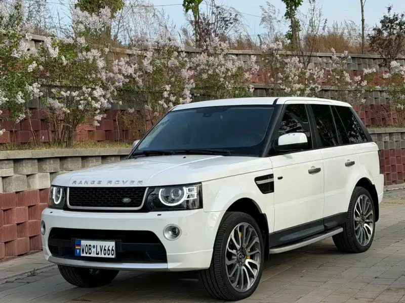 Land Rover Sport