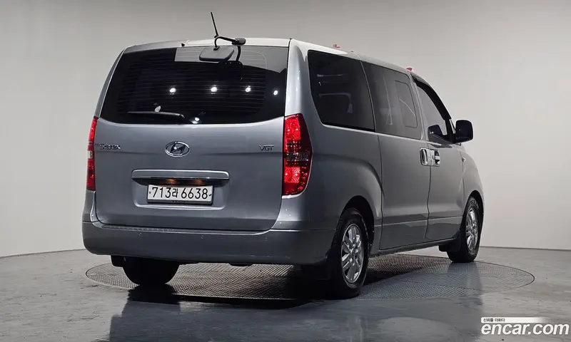 Hyundai H-1