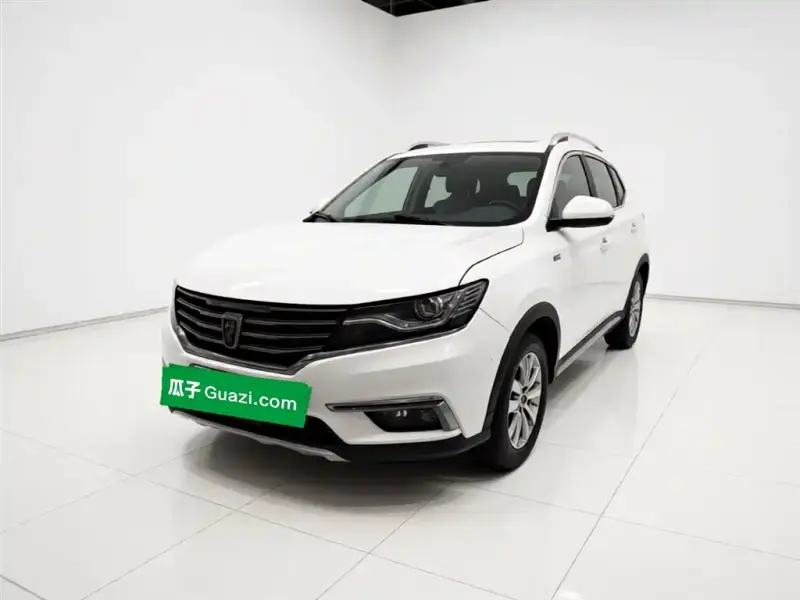 Roewe MG HS (RX5)