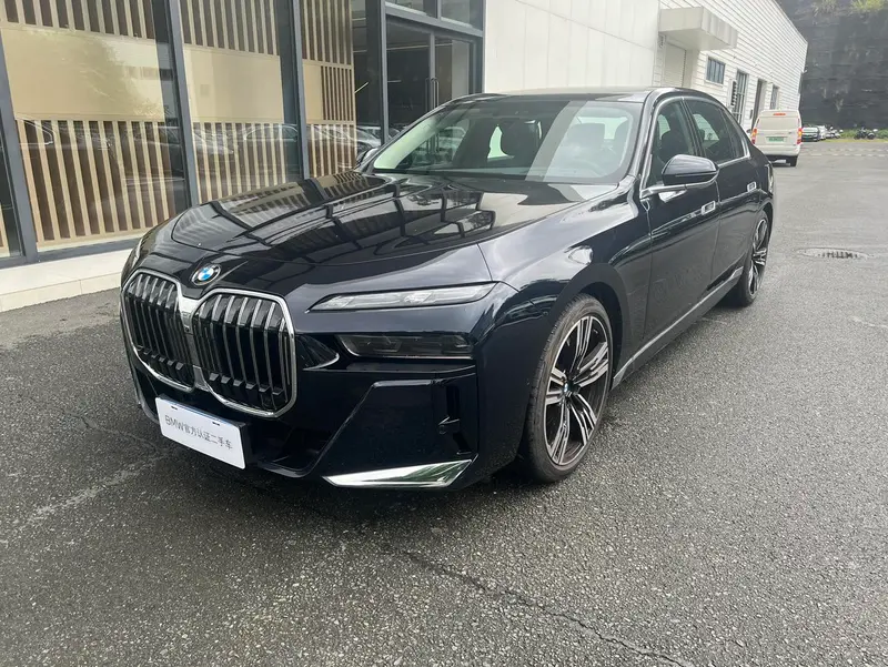BMW 7-Series