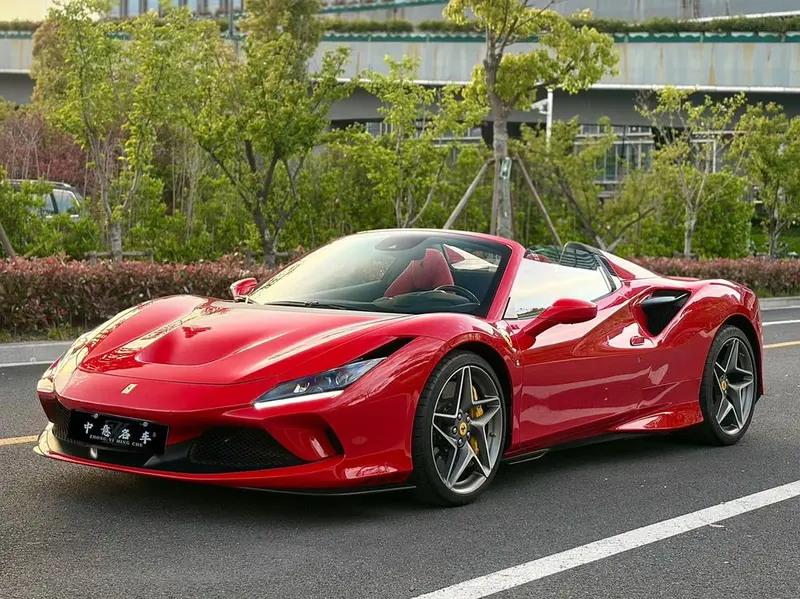Ferrari F8