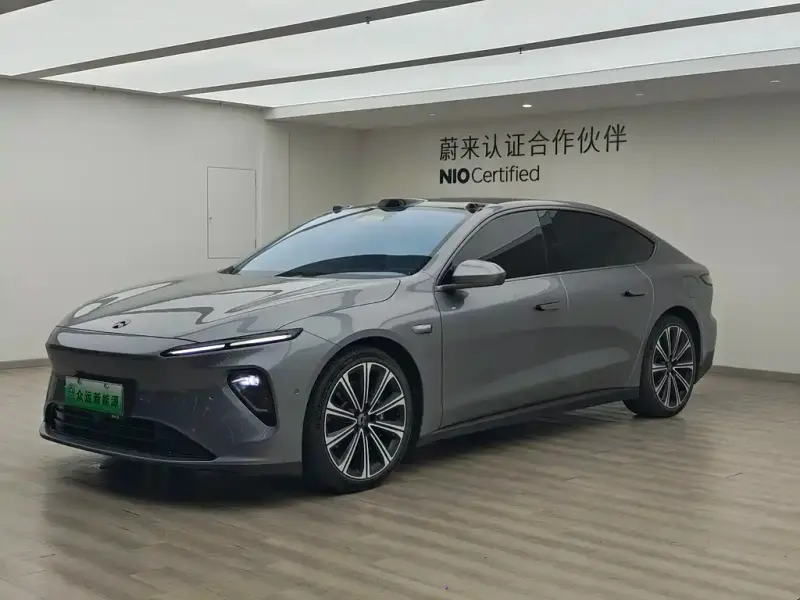 NIO ET7