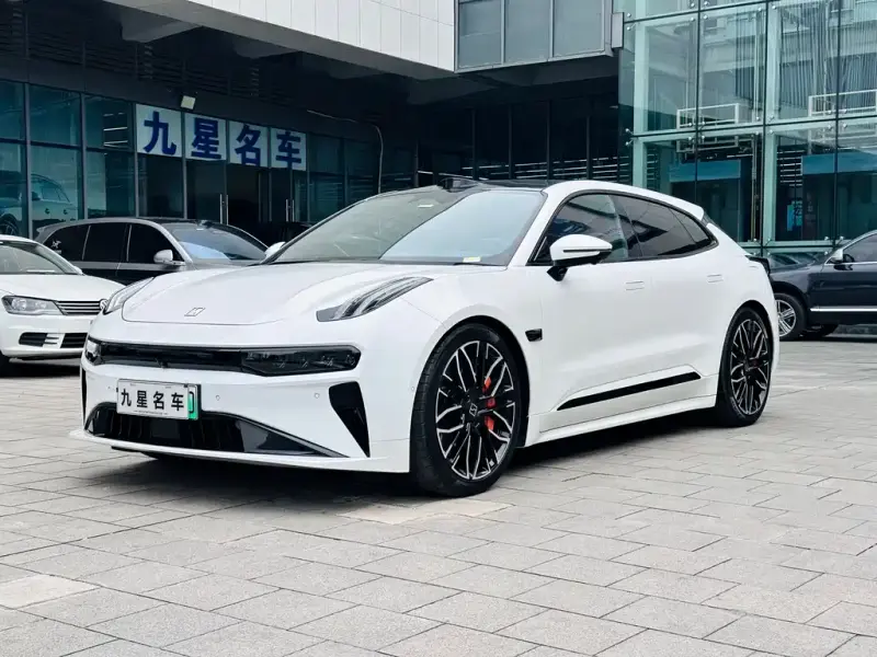 Zeekr 001