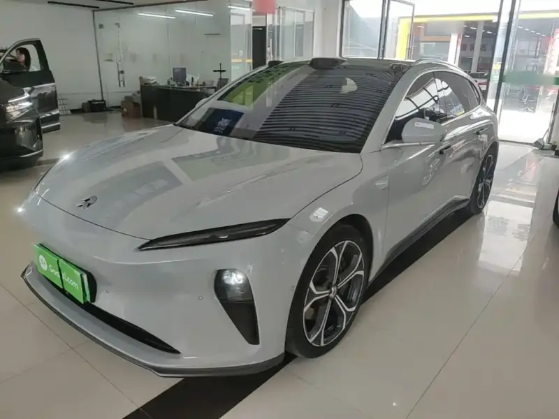 NIO ET5T