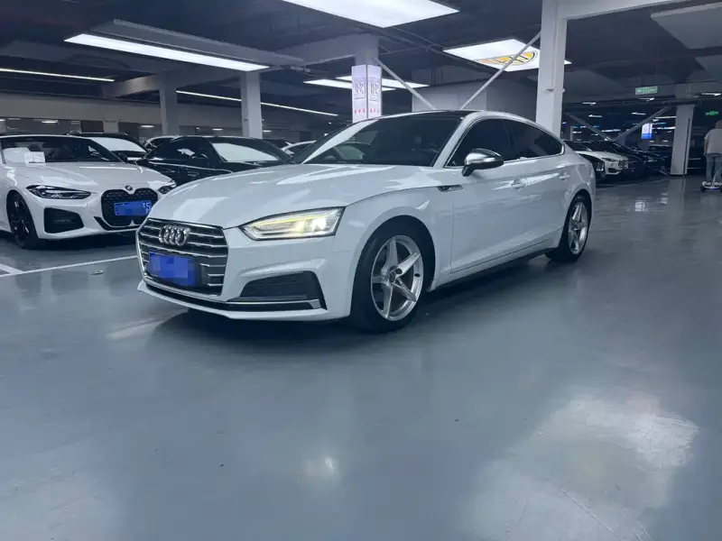 Audi A5 (Import)
