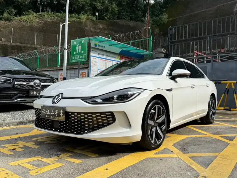 Volkswagen Lamando