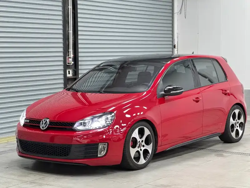 Volkswagen Golf GTI