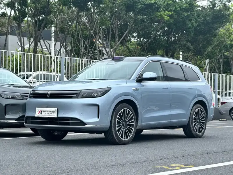 AITO M7