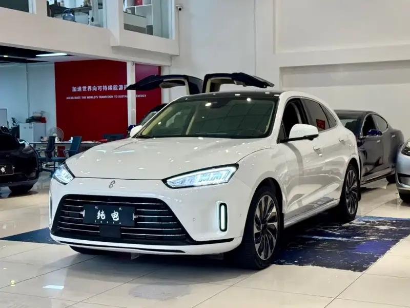 AITO M5