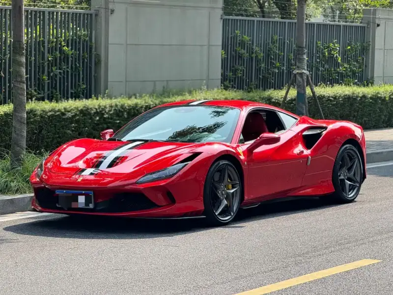 Ferrari F8
