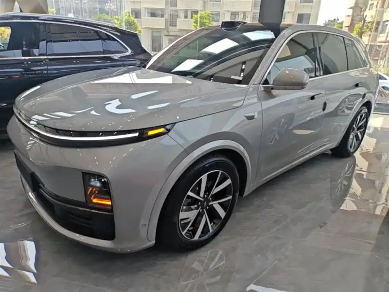 Li Auto L7