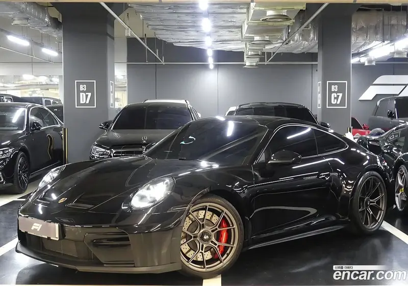 Porsche 911