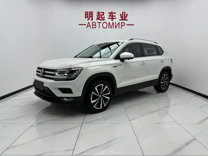 Volkswagen Tharu