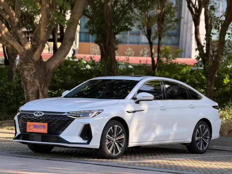 Chery Arrizo 8