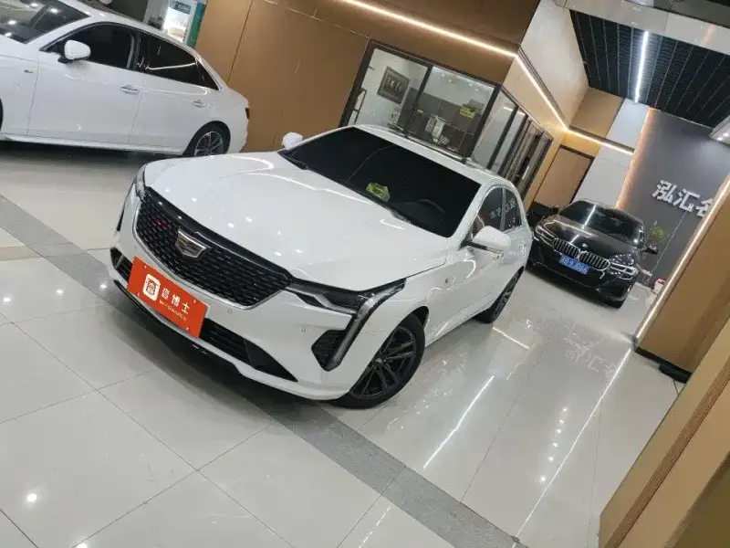 Cadillac CT4