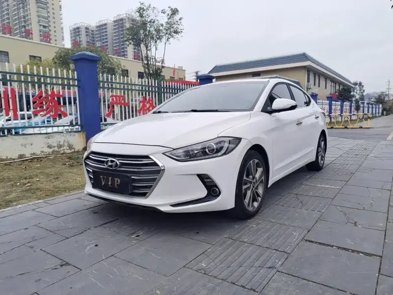 Hyundai Elantra