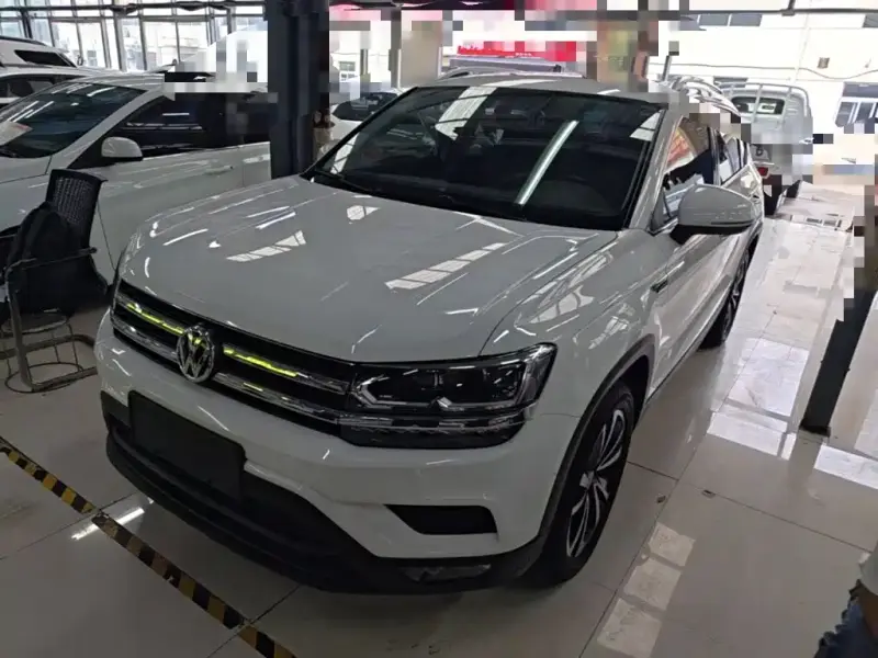 Volkswagen Tharu