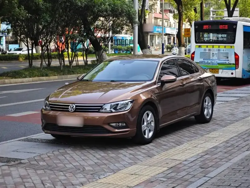 Volkswagen Lamando