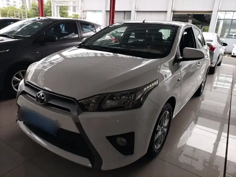 Toyota Yaris L