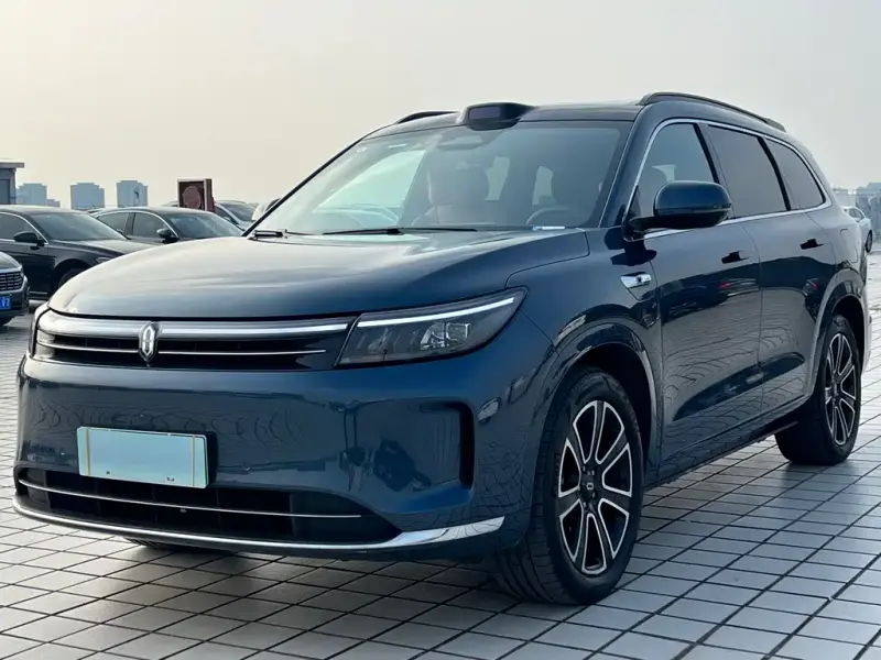 AITO M7