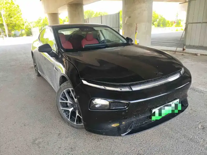 XPeng P7