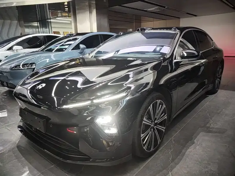 NIO ET7