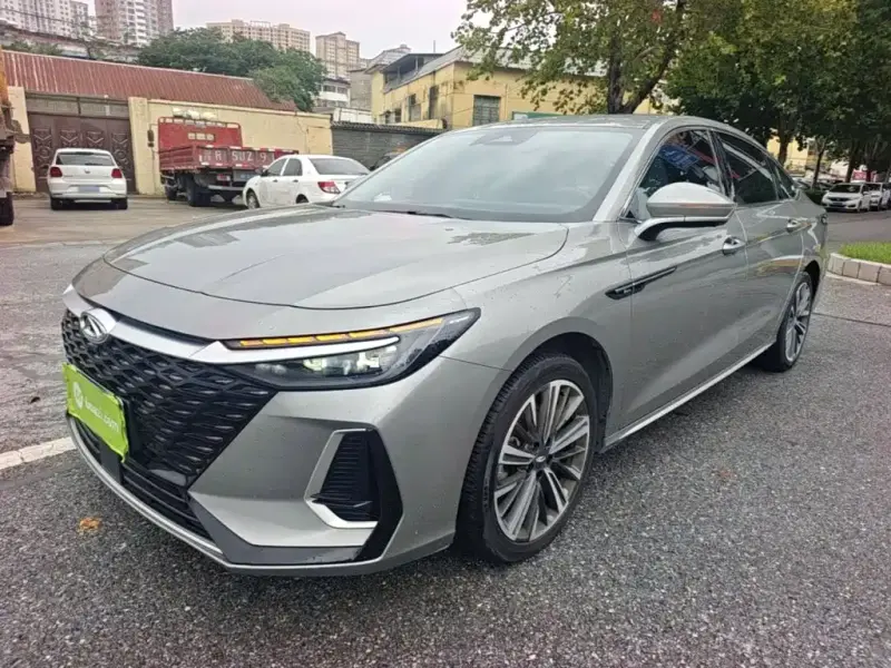 Chery Arrizo 8