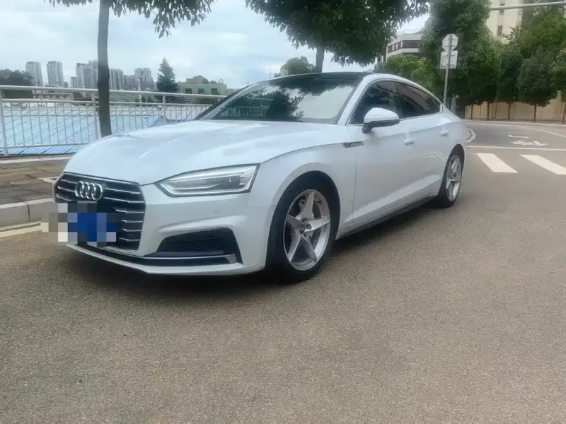 Audi A5 (Import)