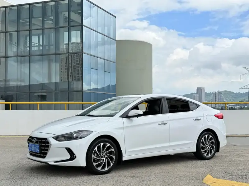 Hyundai Elantra