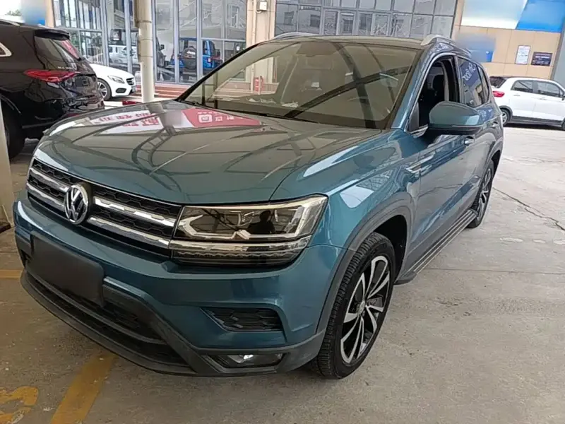 Volkswagen Tharu