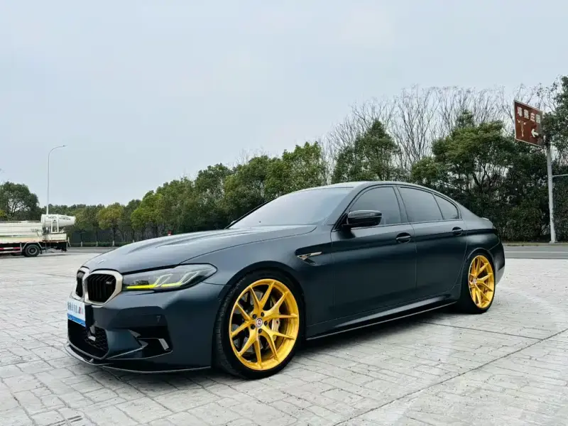 BMW M5