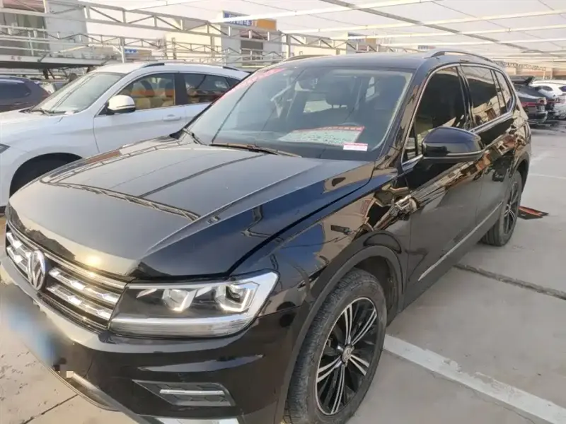 Volkswagen Tiguan L